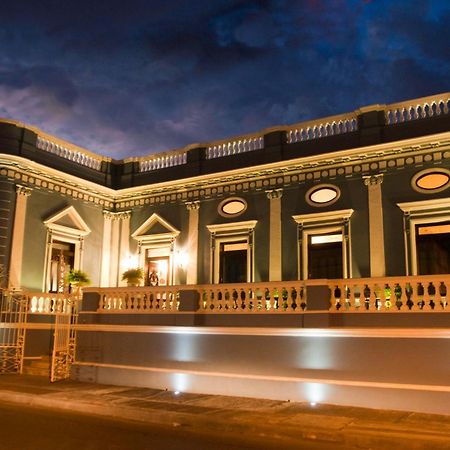 فندق ميريدافي  Casa Azul Monumento Historico المظهر الخارجي الصورة